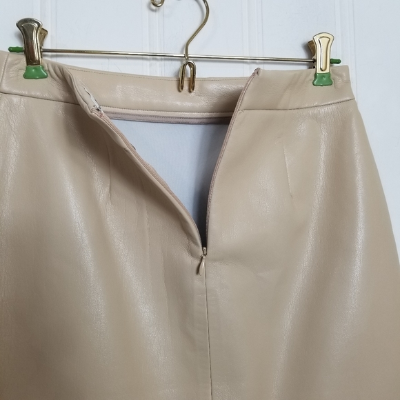 Aritzia Wilfred Vegan Leather Patio Mini Skirt - Picture 7 of 12